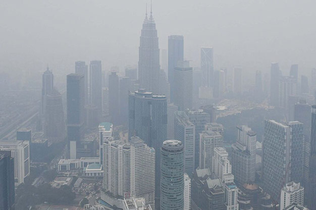 4 ways how the haze can affect your skin